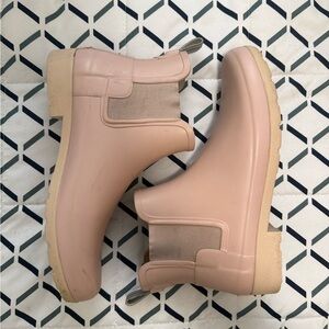 Hunter Blush Chelsea Boots